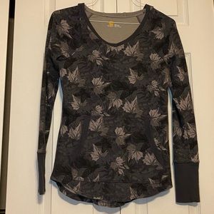 Carhartt leaf pattern hooded long sleeve